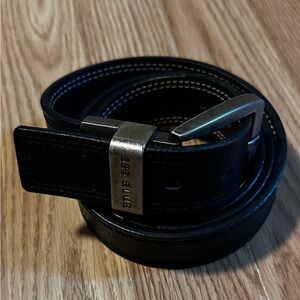 626 Blue Black Leather Belt w/ Silver Belt Buckle - 52”L & 1 1/2”W - Square Tip